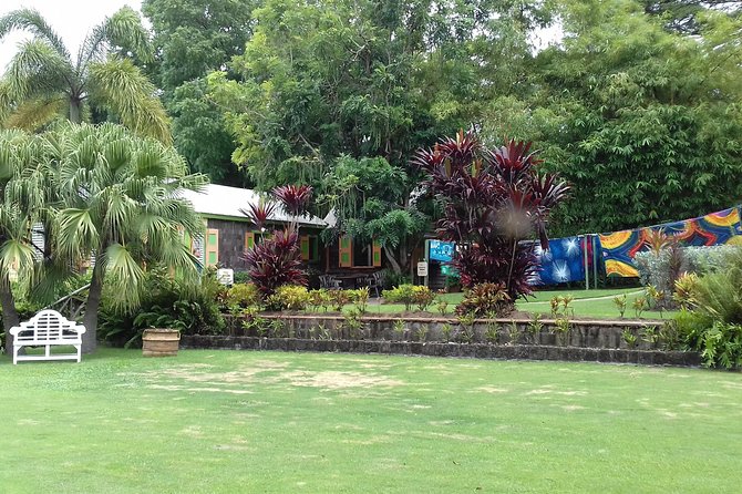 Basseterre Plantation Private Half Day Tour - Romney Manor: gardens and plantation history