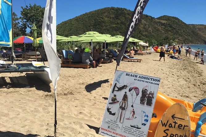 Discover St Kitts and Beach - Transport, guides, and the cruise-port clock