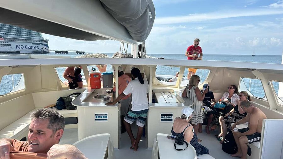 Half Day Sail and Snorkel - One hour at the snorkeling site