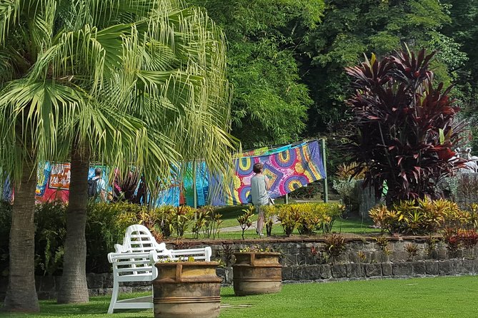 Half-Island Tour of St Kitts - The War Memorial and the weight of Bloody Point