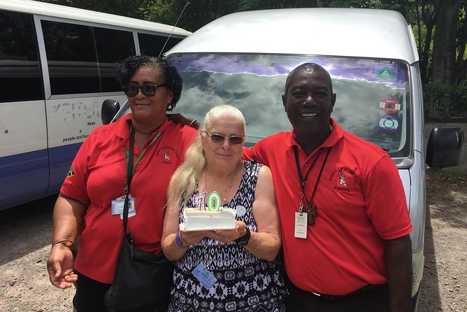 Half-Island Tour of St Kitts - Air-conditioned transport and group size