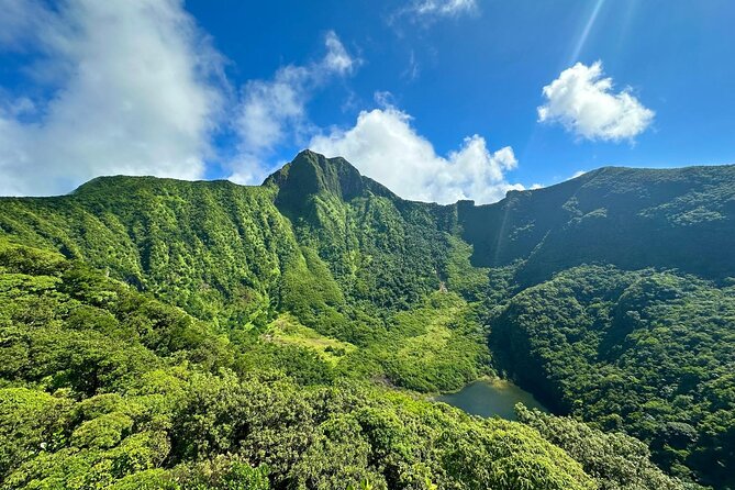 Hike St. Kitts: Highest peak Mount Liamuiga Volcano - What to wear and carry