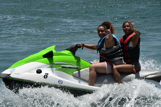 Jet Ski/Waverunner Rental - The jet skis and staff service