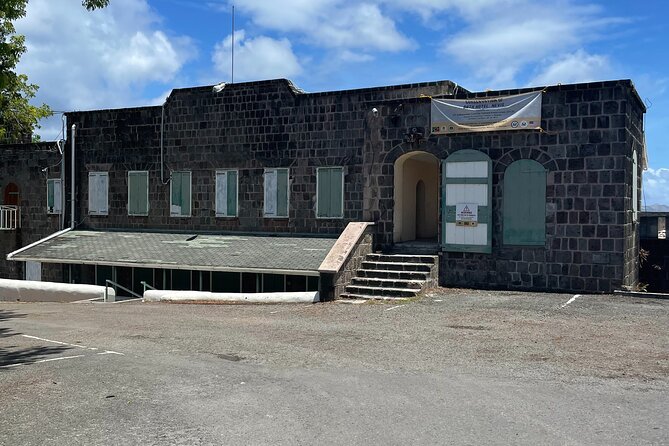 Nevis Panoramic Drive, Power Catamaran & Beach Experience - Two quick cultural stops: artisans and St. Thomas Church