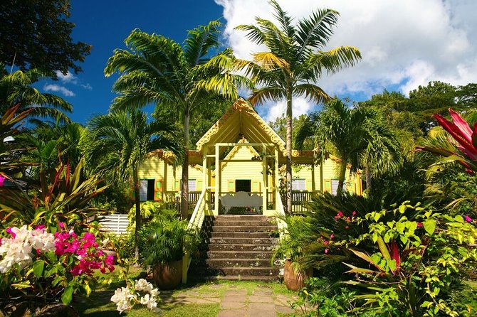 Panoramic Sightseeing Tour of St Kitts - The historic sights between the main stops