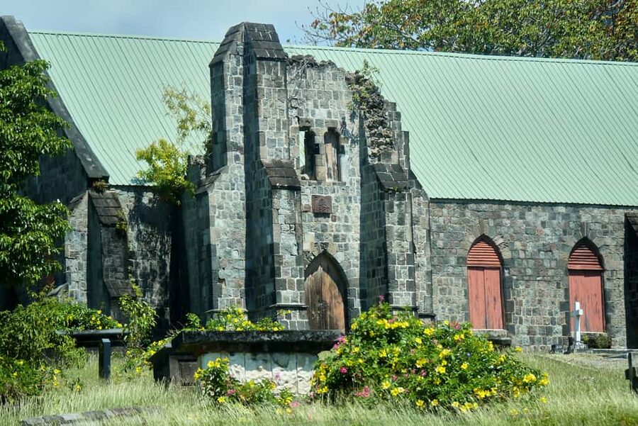 St. Kitts: Top Sights Guided Van or Open-Air Safari Tour - Timothy Hill delivers the clearest photo stop