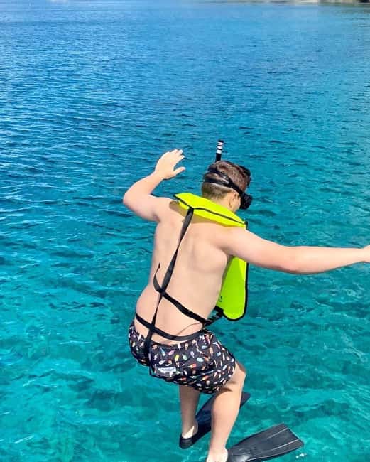 Two Islands One Paradise - Boarding at Port Zante Marina